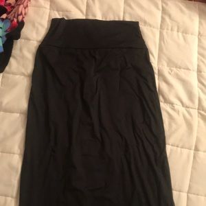 XL Agnes and Dora leggings material maxi skirt